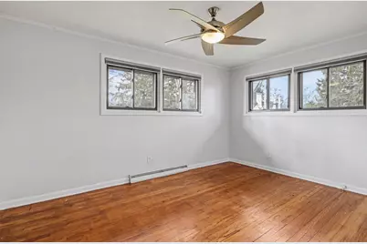 566 Kublick Drive, Benton Harbor, MI 49022 - Photo 14