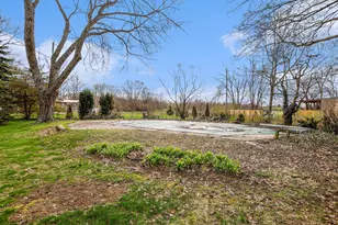 566 Kublick Dr, Benton Harbor, MI 49022 - Photo 24