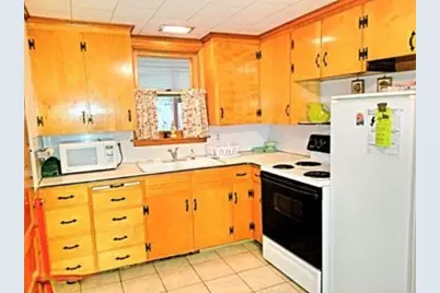 8024 W Hemlock Avenue, Baldwin, MI 49304 - Photo 2