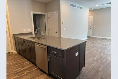135 Lexington Pointe Drive #8, Niles, MI 49120 - Photo 20