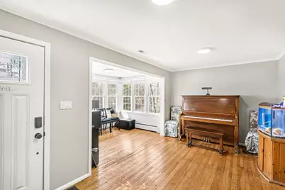 940 Leidich Street, Lake Orion, MI 48362 - Photo 4