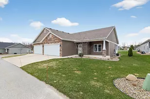 139 Lexington Pointe Dr, Niles, MI 49120 - Photo 12