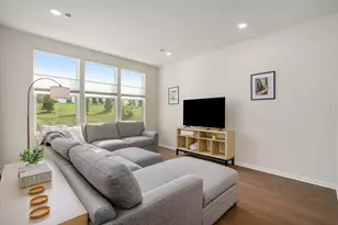 5525 E Spaniel Dr, Ann Arbor, MI 48108 - Photo 8