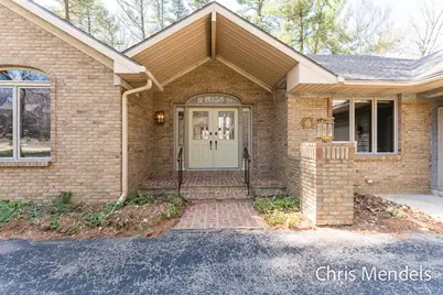 3140 Riverwoods Drive NE, Rockford, MI 49341 - Photo 4