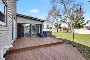 2707 Sandalwood Ct NE, Grand Rapids, MI 49525 - Photo 28