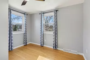 2707 Sandalwood Ct NE, Grand Rapids, MI 49525 - Photo 18