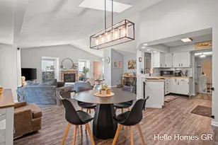 2317 Edington Dr SE, Grand Rapids, MI 49508 - Photo 10