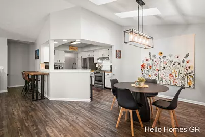 2317 Edington Drive SE, Grand Rapids, MI 49508 - Photo 8