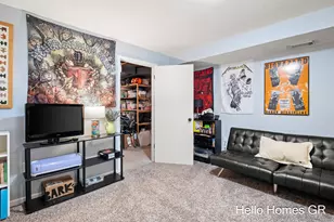 2317 Edington Dr SE, Grand Rapids, MI 49508 - Photo 30