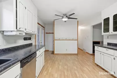 12390 Perry Road, Battle Creek, MI 49015 - Photo 4