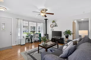 3442 Acacia Blvd, Jackson, MI 49203 - Photo 4