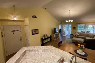 732 W Barrington Cir, Jackson, MI 49203 - Photo 6