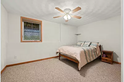 53126 Ridgeview Circle, Paw Paw, MI 49079 - Photo 16