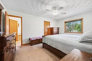 53126 Ridgeview Cir, Paw Paw, MI 49079 - Photo 14