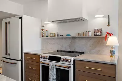 1296 Hillburn Avenue NW, Grand Rapids, MI 49504 - Photo 8