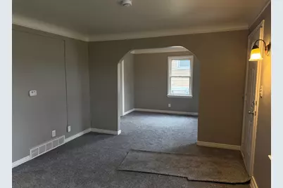 18852 Indian, Bedford, MI 48240 - Photo 6