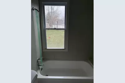 18852 Indian, Bedford, MI 48240 - Photo 10