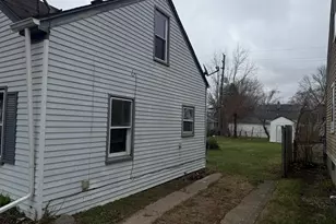 18852 Indian, Bedford, MI 48240 - Photo 2