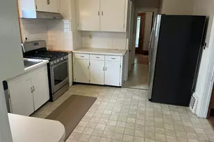 907 Lake Michigan Dr NW, Grand Rapids, MI 49504 - Photo 12