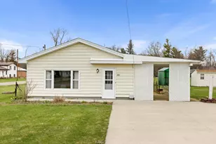 680 Wellington Ave, Battle Creek, MI 49037 - Photo 1