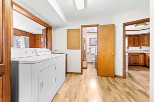 680 Wellington Ave, Battle Creek, MI 49037 - Photo 8