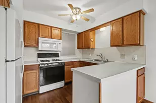 3171 Maple Villa Dr SE, Grand Rapids, MI 49508 - Photo 6