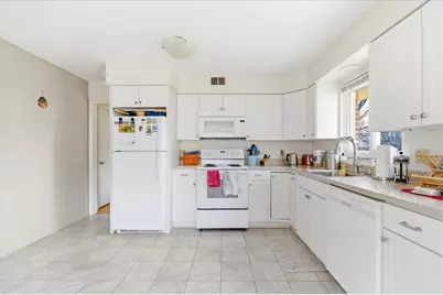 2220 E Stadium Boulevard, Ann Arbor, MI 48104 - Photo 10