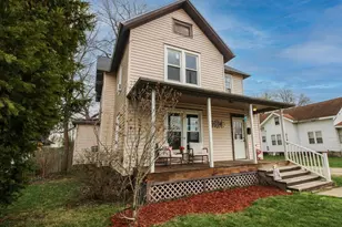 421 East St, Three Rivers, MI 49093 - Photo 1