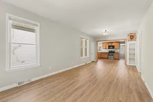 35 E 17th St, Holland, MI 49423 - Photo 8