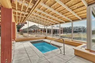 5200 Turtle Point Dr, Ann Arbor, MI 48105 - Photo 12