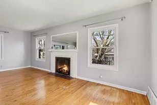 704 Whites Rd, Kalamazoo, MI 49008 - Photo 4