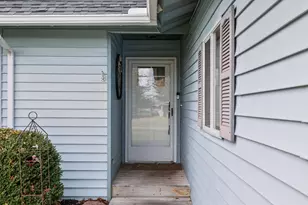 7201 Holiday Dr, Canadian Lakes, MI 49346 - Photo 6