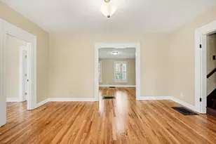 201 S Oak St, Buchanan, MI 49107 - Photo 8