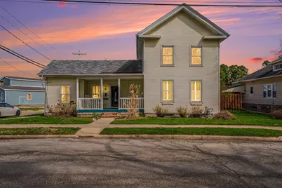 201 S Oak Street, Buchanan, MI 49107 - Photo 1