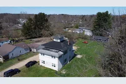 608 W Michigan, Paw Paw, MI 49079 - Photo 2