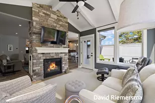 14692 Pine Dew Dr, Grand Haven, MI 49417 - Photo 10
