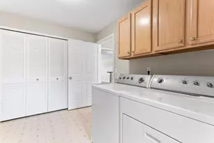 28471 Carlton Way Dr, Novi, MI 48377 - Photo 28