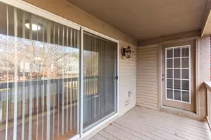 28471 Carlton Way Dr, Novi, MI 48377 - Photo 36