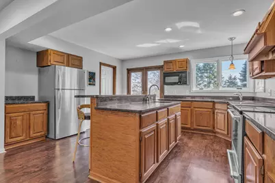 2750 Bayview Drive, Pinckney, MI 48169 - Photo 14