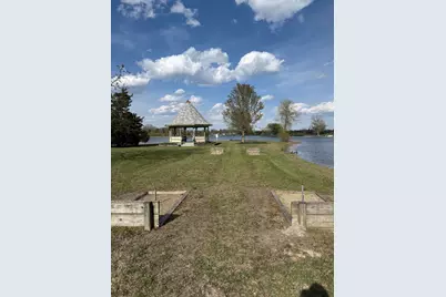 2750 Bayview Drive, Pinckney, MI 48169 - Photo 74