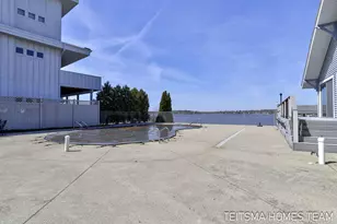 400 Lakeview Ct, Spring Lake, MI 49456 - Photo 56