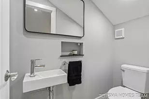 400 Lakeview Ct, Spring Lake, MI 49456 - Photo 42