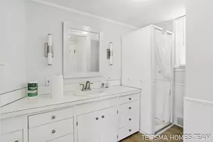 400 Lakeview Ct, Spring Lake, MI 49456 - Photo 66