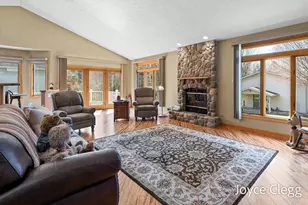 4596 Jack Pine Dr, Holland, MI 49423 - Photo 8