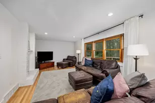 1059 Cumberland Ave SE, Lowell, MI 49331 - Photo 10