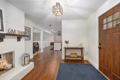 1059 Cumberland Avenue SE, Lowell, MI 49331 - Photo 6