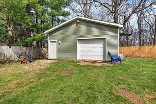 15001 Jimmy Dr, Vicksburg, MI 49097 - Photo 2