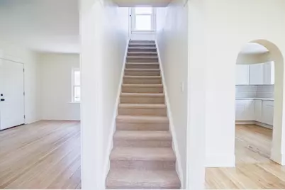 71 W Burnham Street W, Battle Creek, MI 49015 - Photo 14