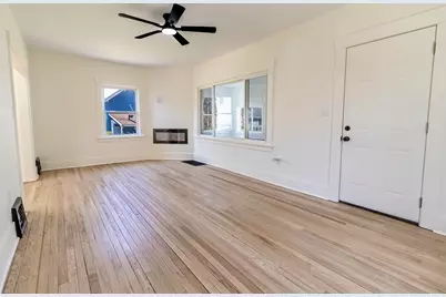 71 W Burnham Street W, Battle Creek, MI 49015 - Photo 6