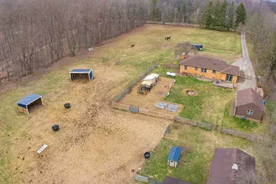 58765 Travis Road, New Hudson, MI 48165 - Photo 2